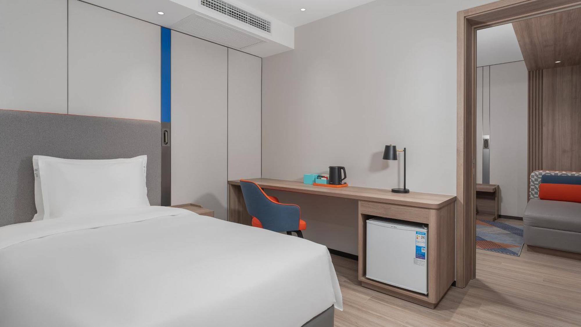 Holiday Inn Express Qingdao Shibei By Ihg Extérieur photo