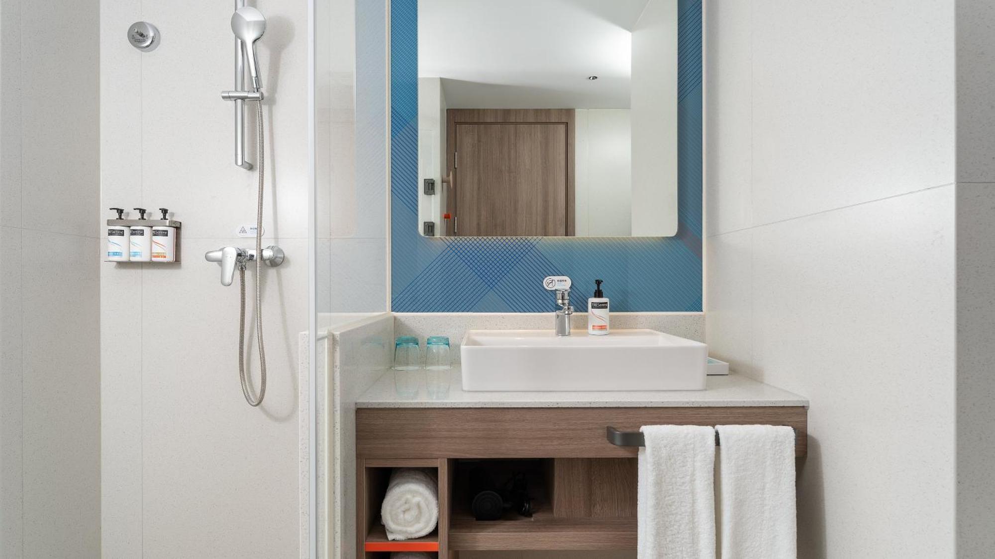 Holiday Inn Express Qingdao Shibei By Ihg Extérieur photo