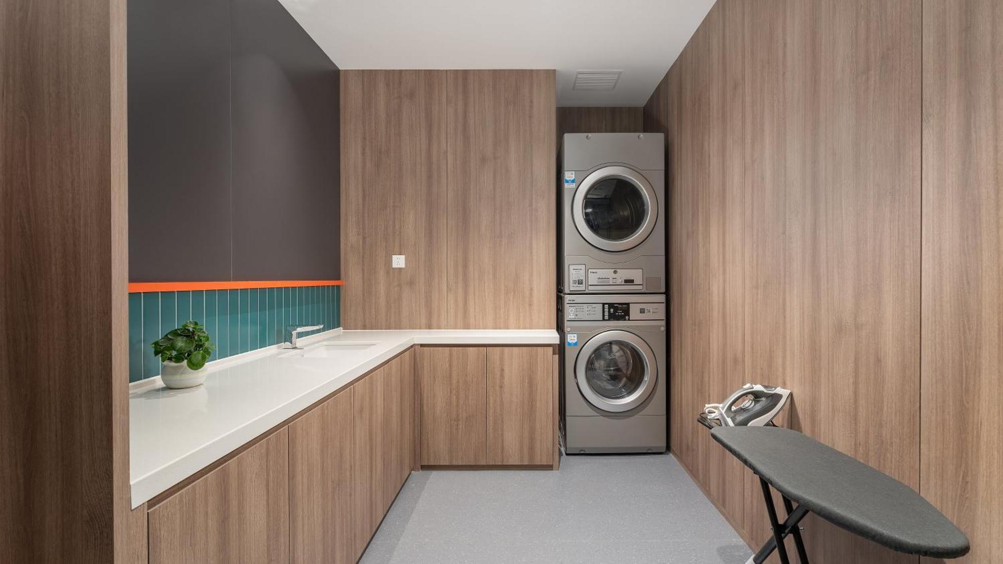 Holiday Inn Express Qingdao Shibei By Ihg Extérieur photo